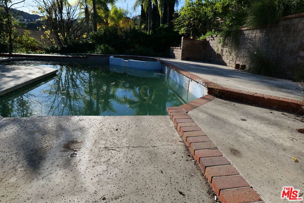 main property photo 54
