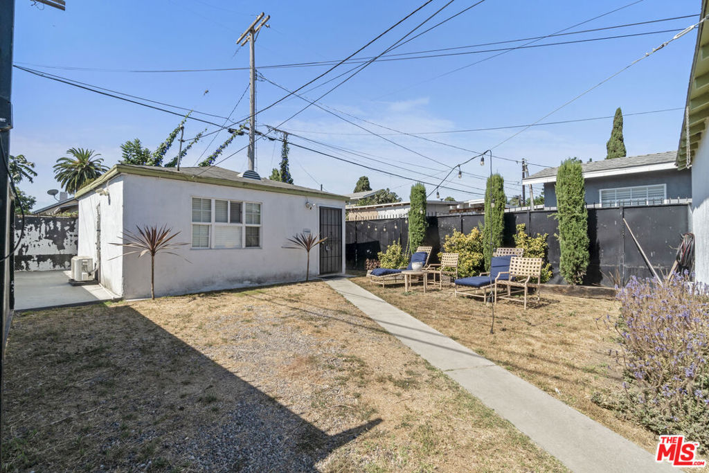 main property photo 10