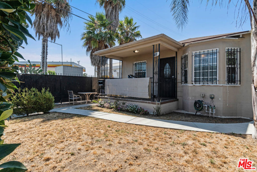 main property photo 12