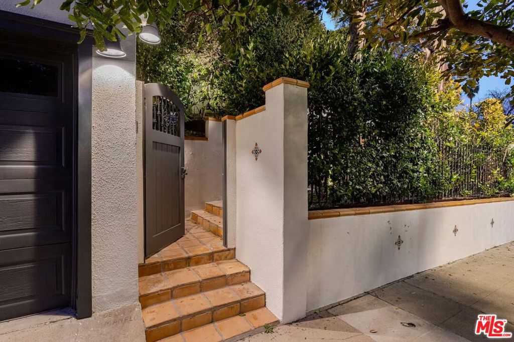 main property photo 56