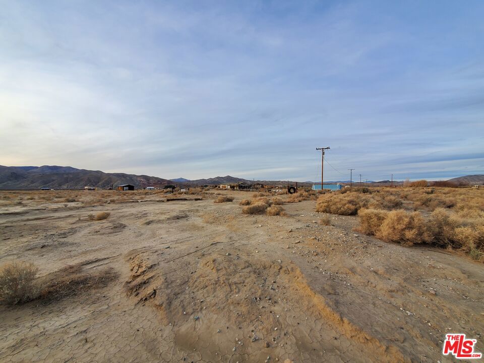 main property photo 4