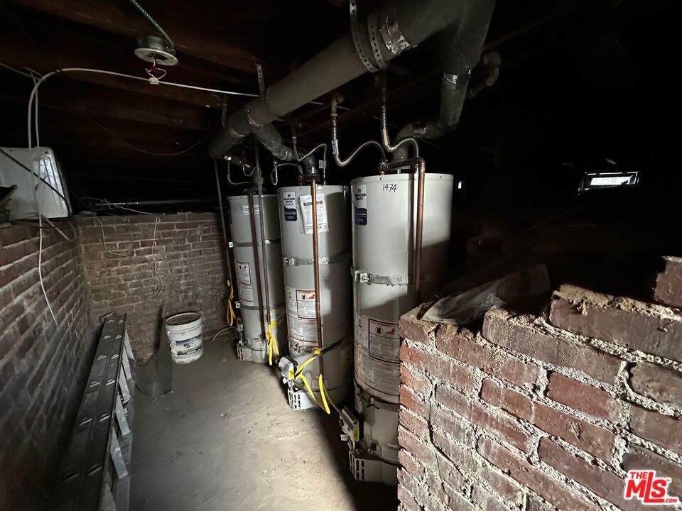 main property photo 21