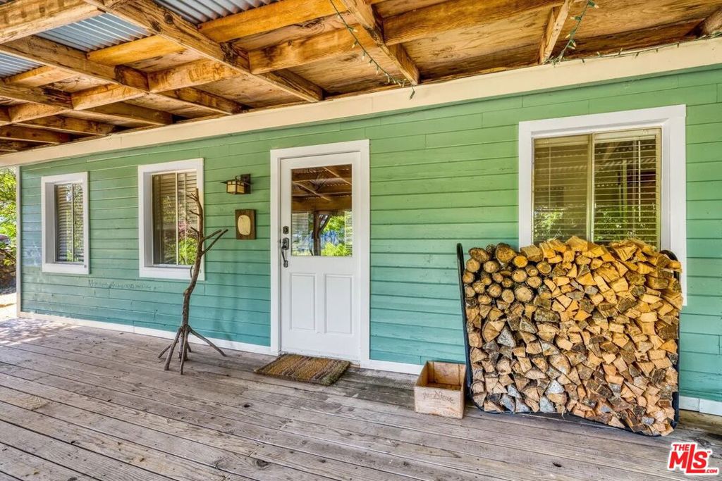 main property photo 14