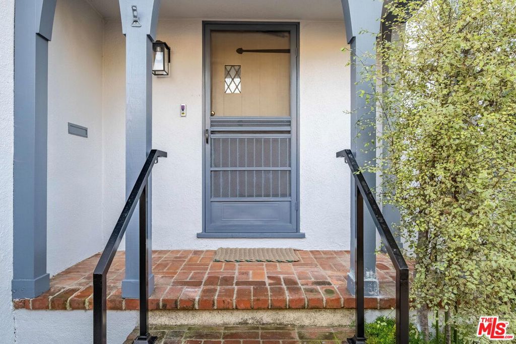 main property photo 36