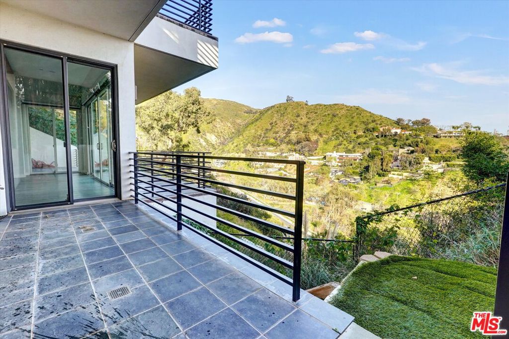 main property photo 61