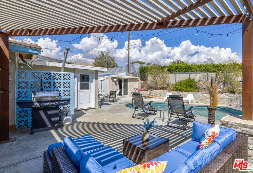 main property photo 47