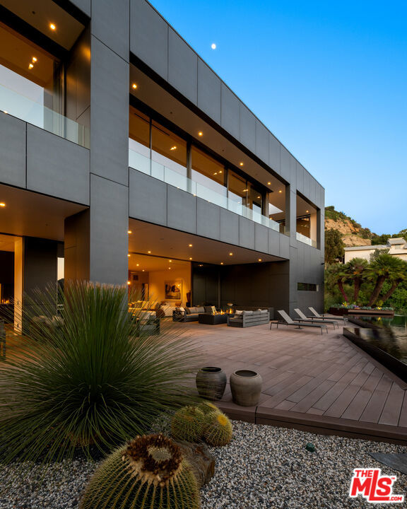 main property photo 57