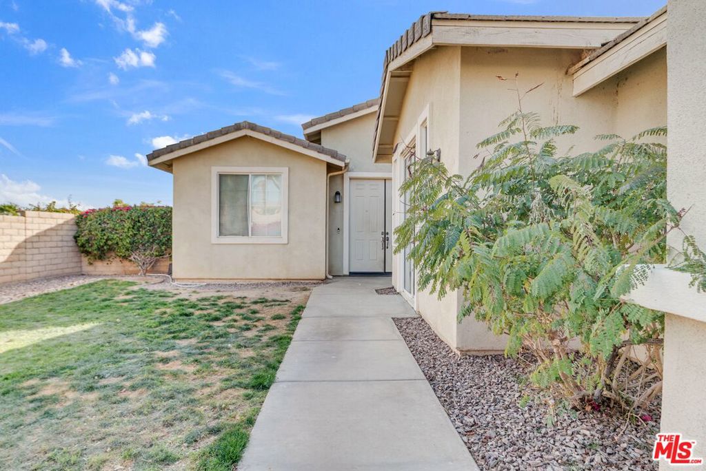 main property photo 25