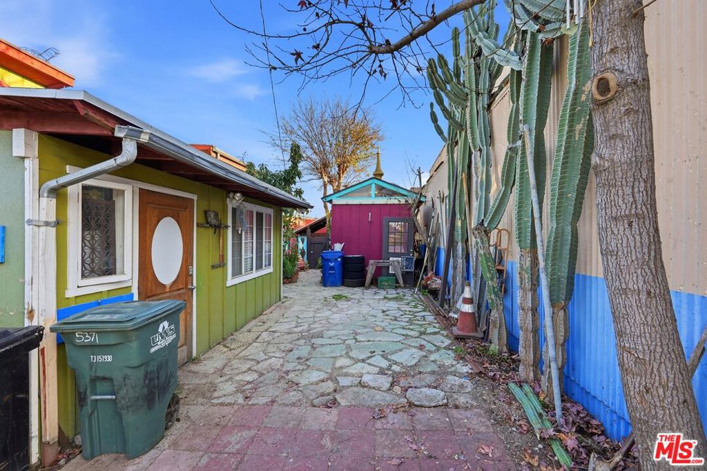 main property photo 47
