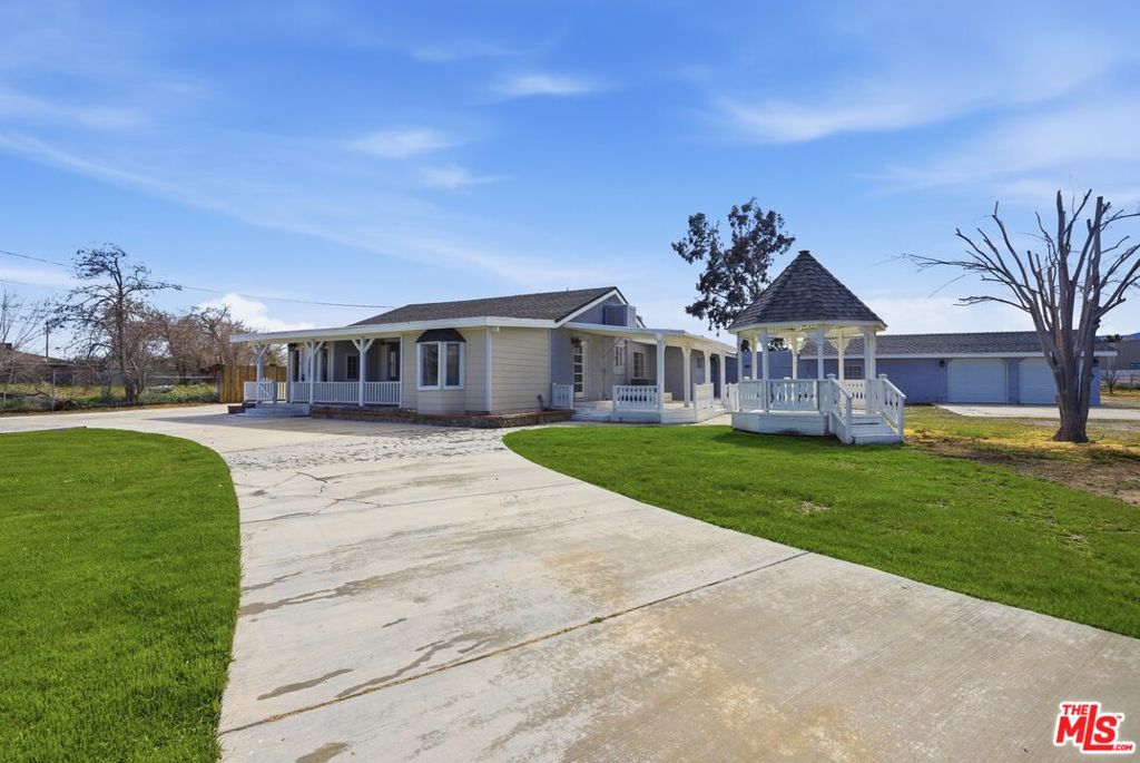 main property photo 1