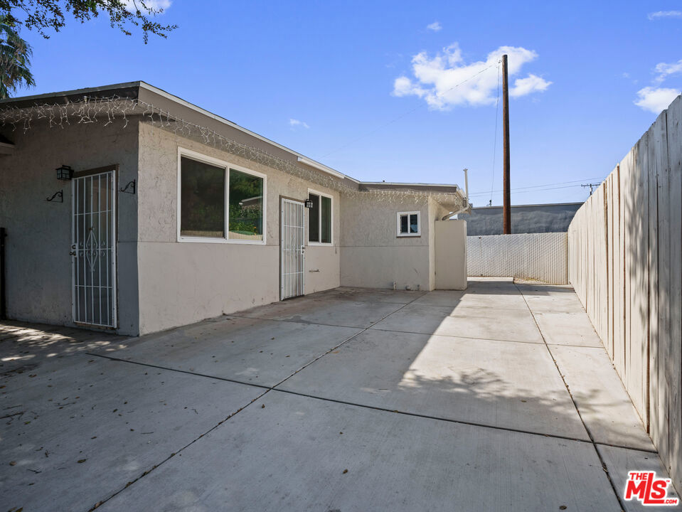 main property photo 60