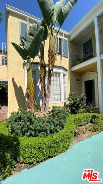 main property photo 30