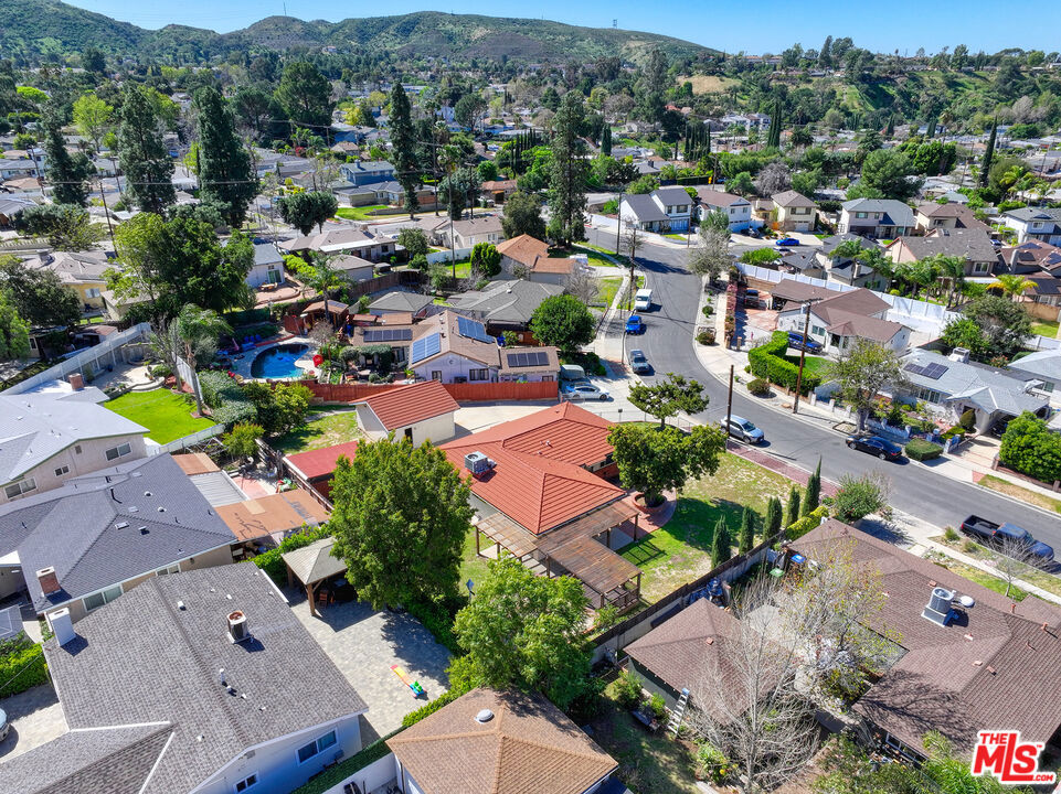 main property photo 57