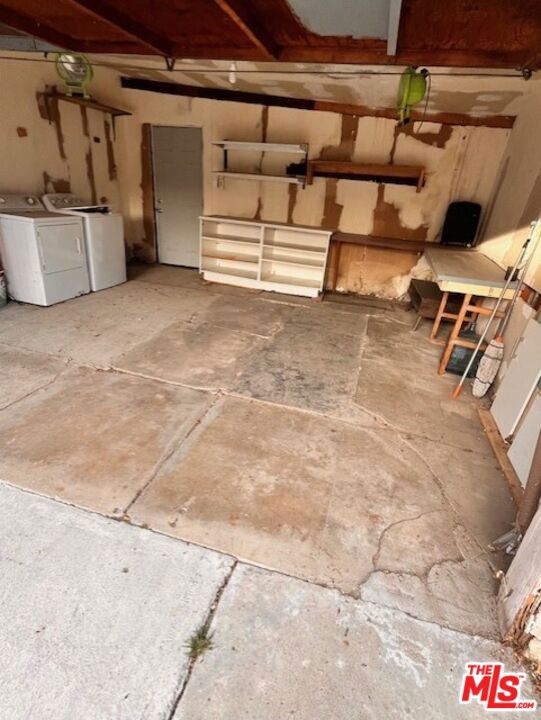 main property photo 60