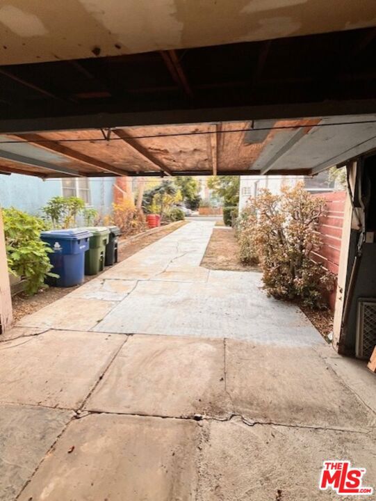 main property photo 63