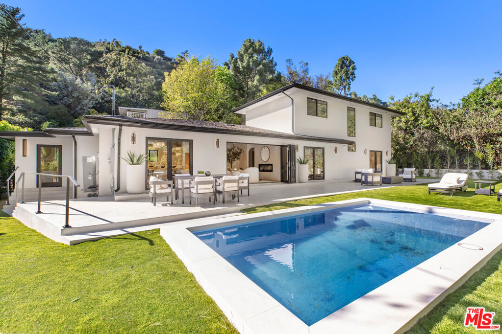 main property photo 51