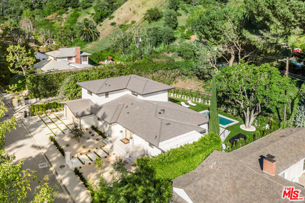 main property photo 62