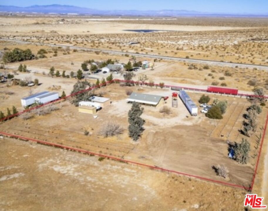 main property photo 5