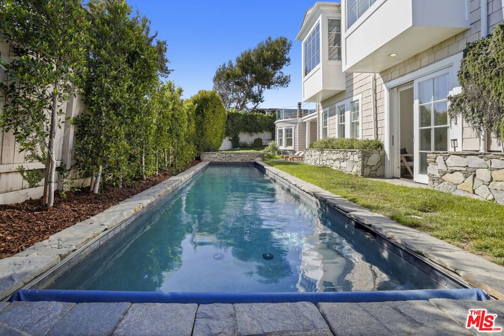 main property photo 67