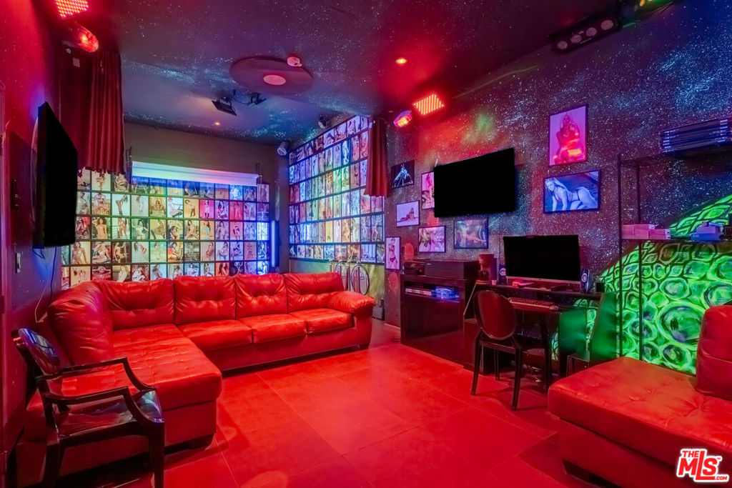 main property photo 65