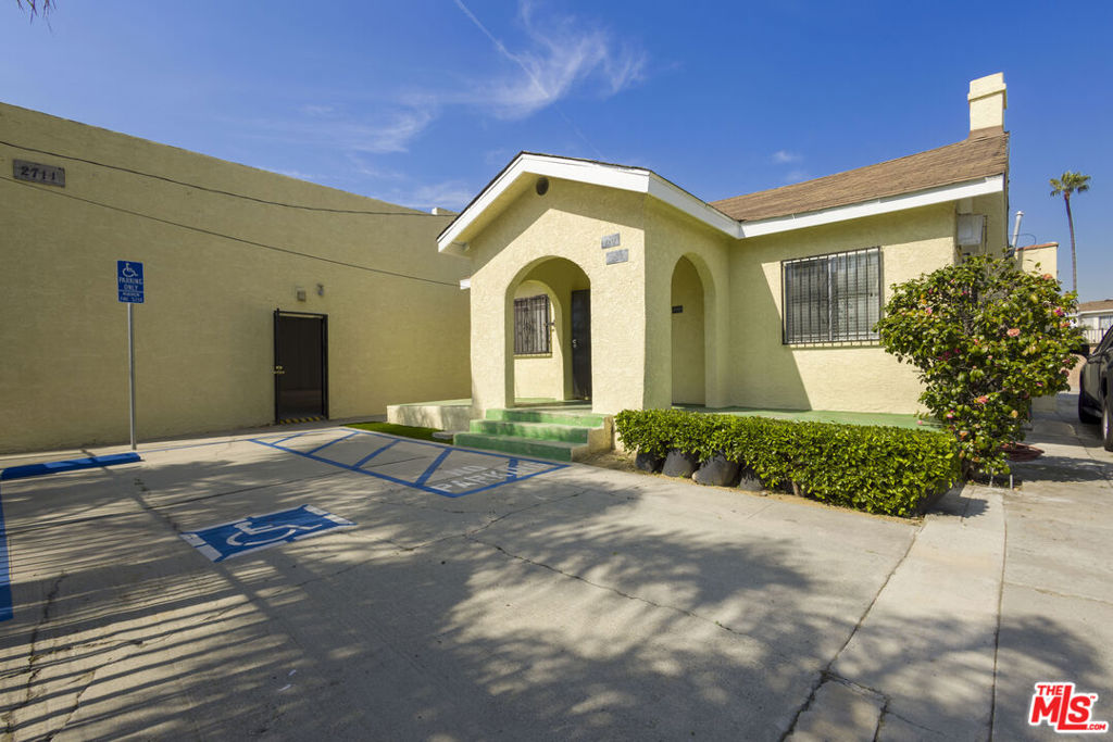 main property photo 23