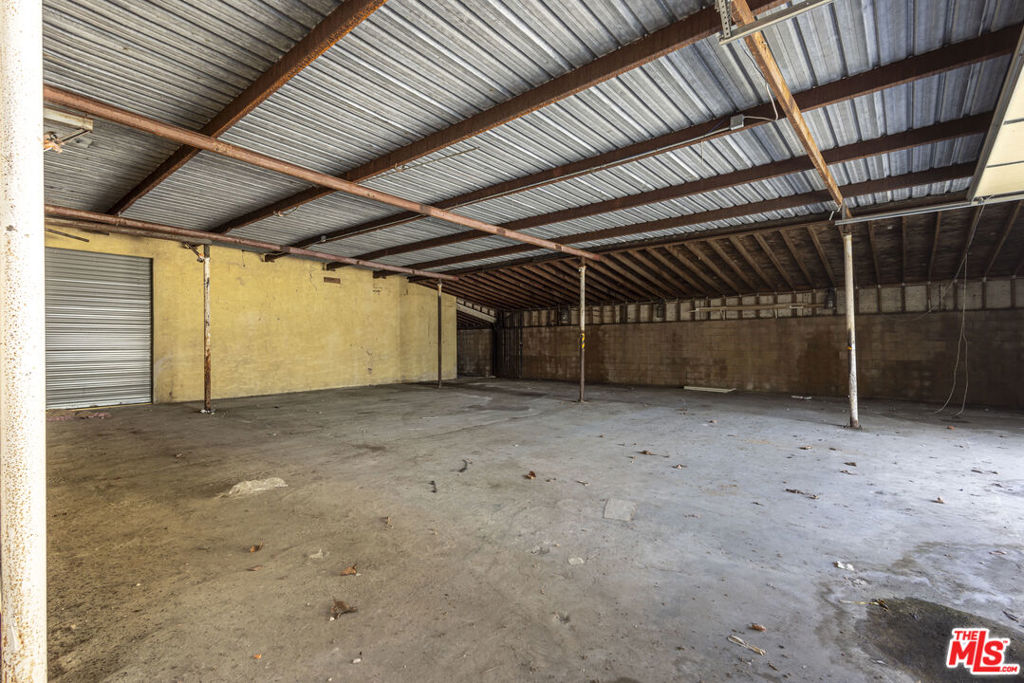 main property photo 43