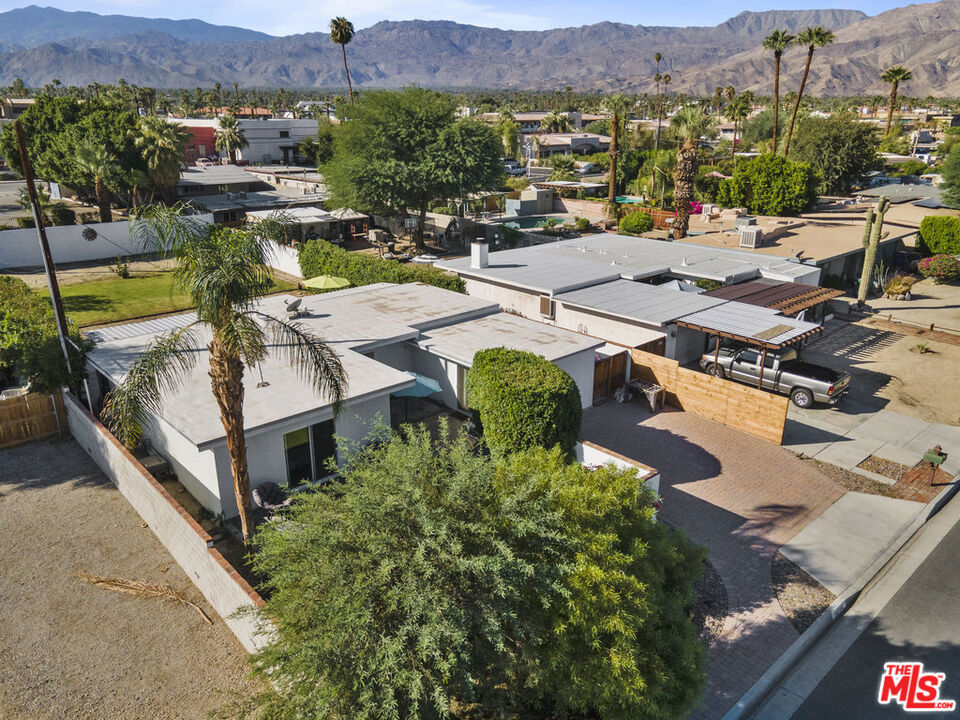 main property photo 44