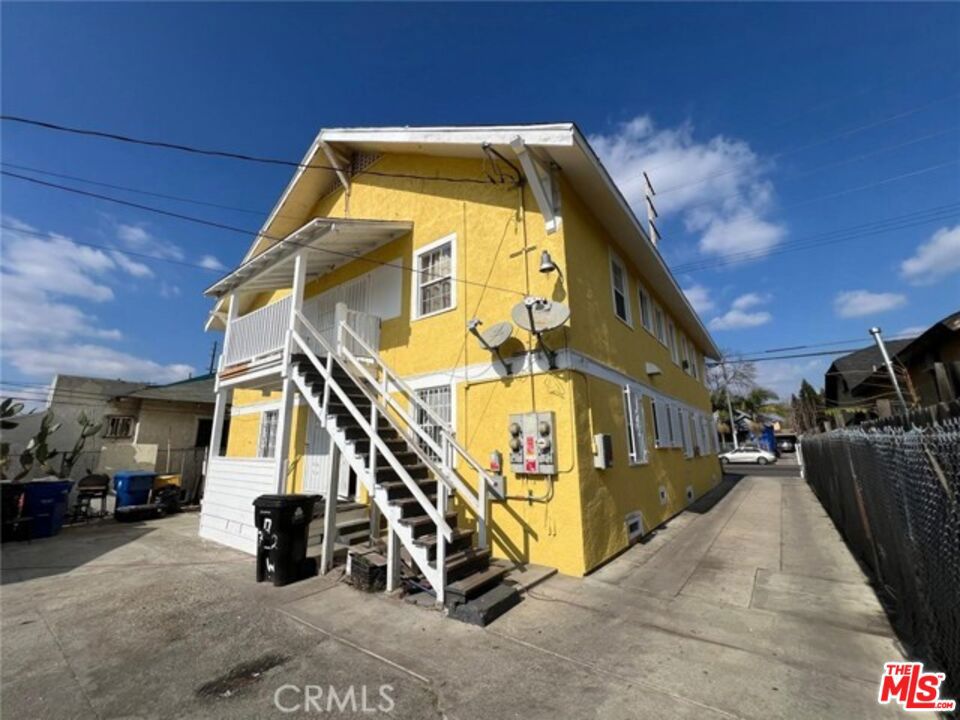 main property photo 12