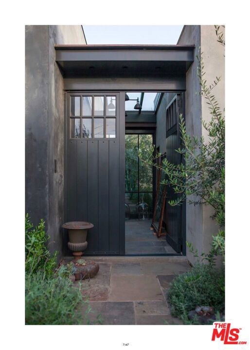 main property photo 38