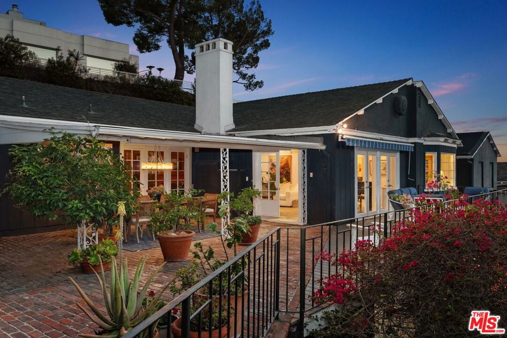 main property photo 27