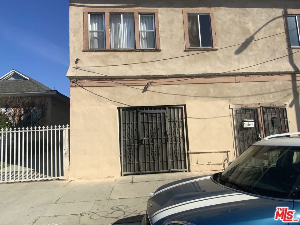 main property photo 10