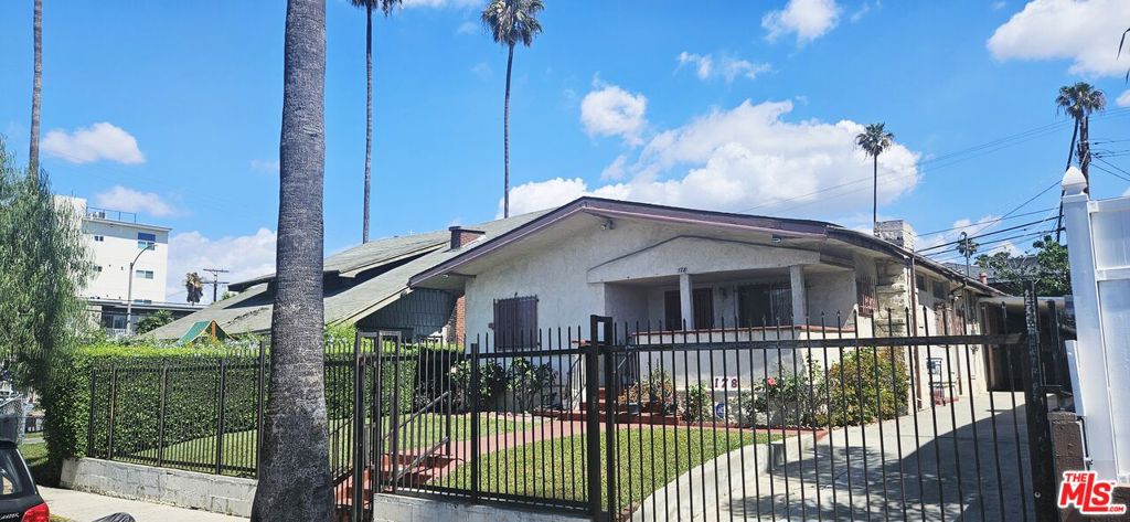 main property photo 38