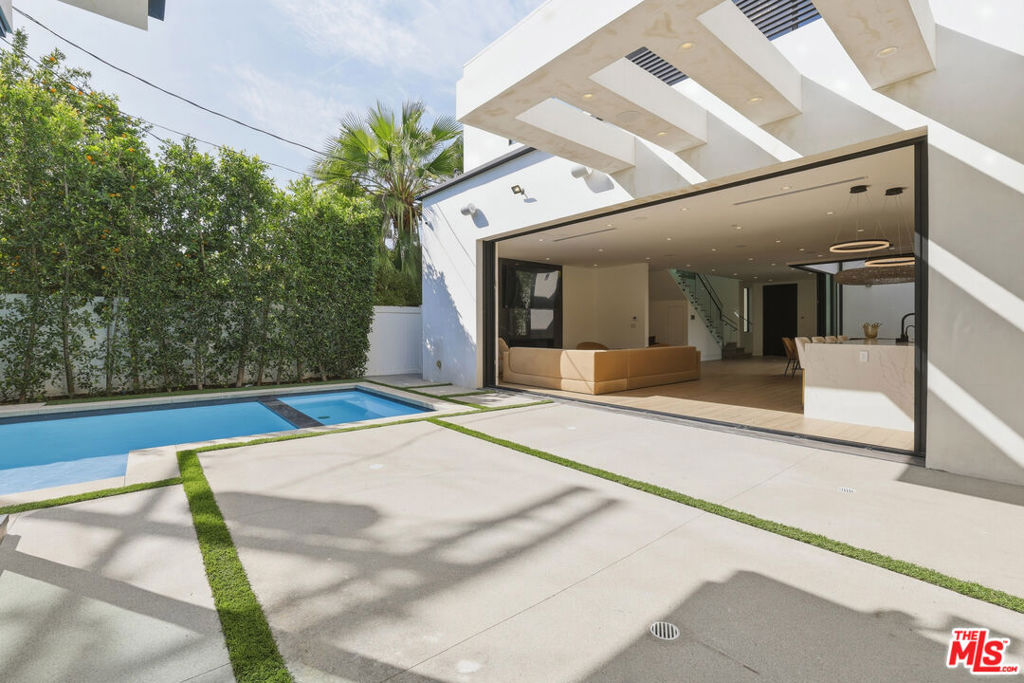 main property photo 59