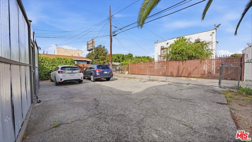 main property photo 44