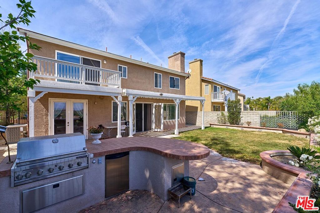 main property photo 3