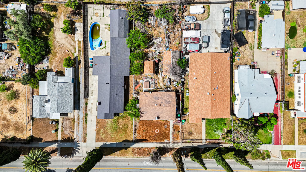 main property photo 15