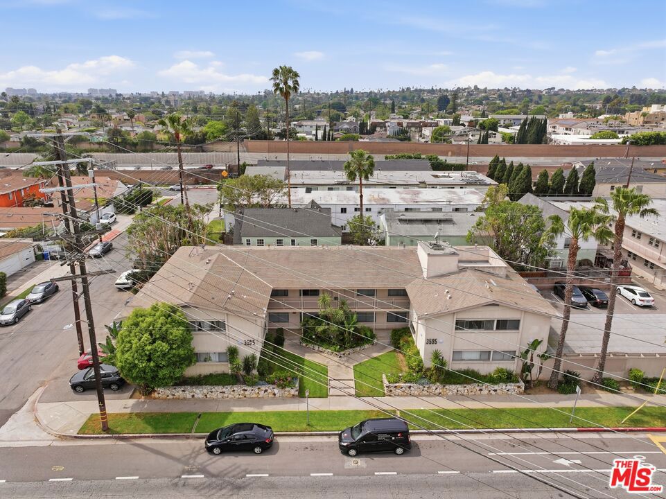 main property photo 12