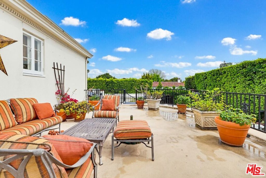 main property photo 59