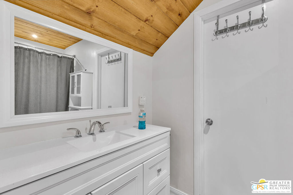 main property photo 65