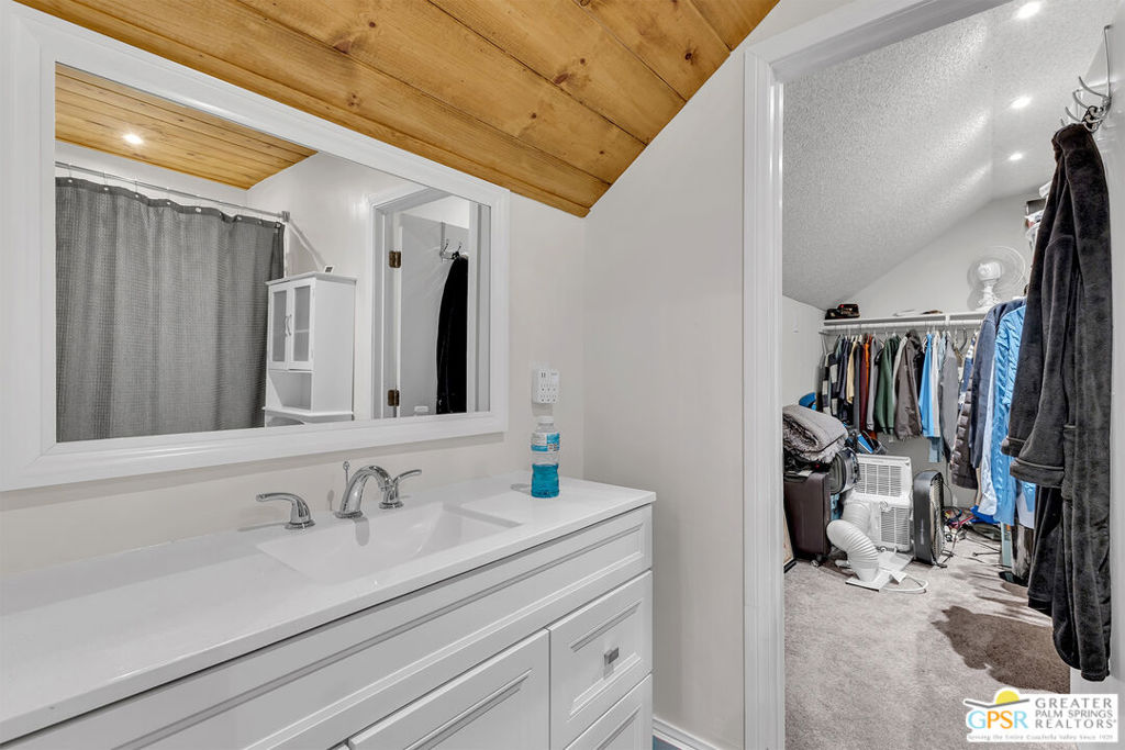 main property photo 66
