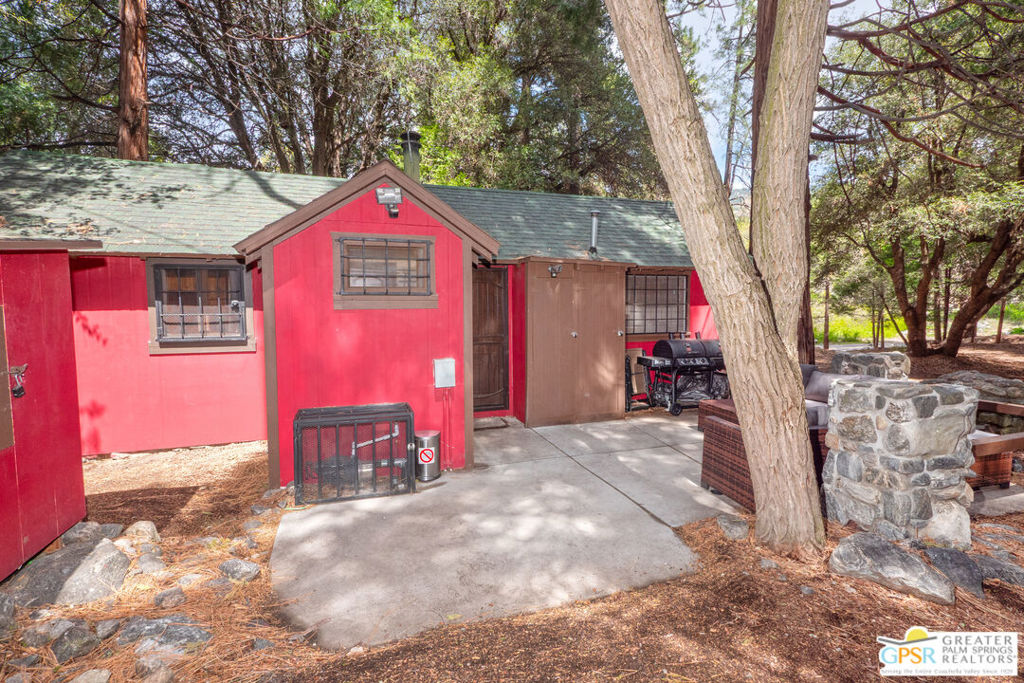 main property photo 20