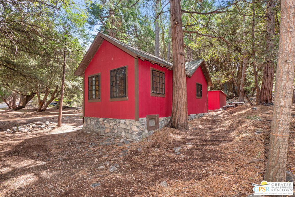 main property photo 23