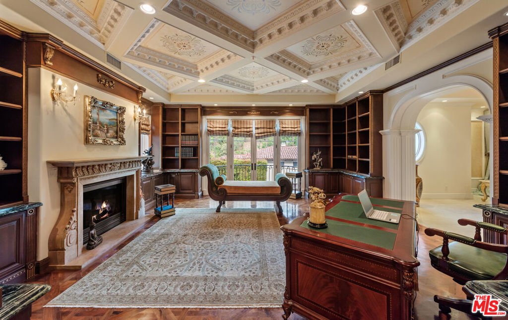 main property photo 22