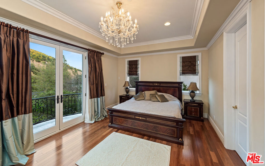 main property photo 44