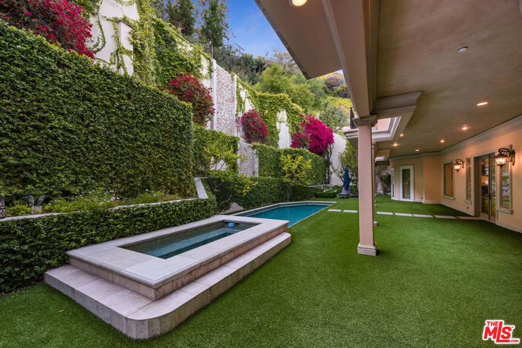 main property photo 50