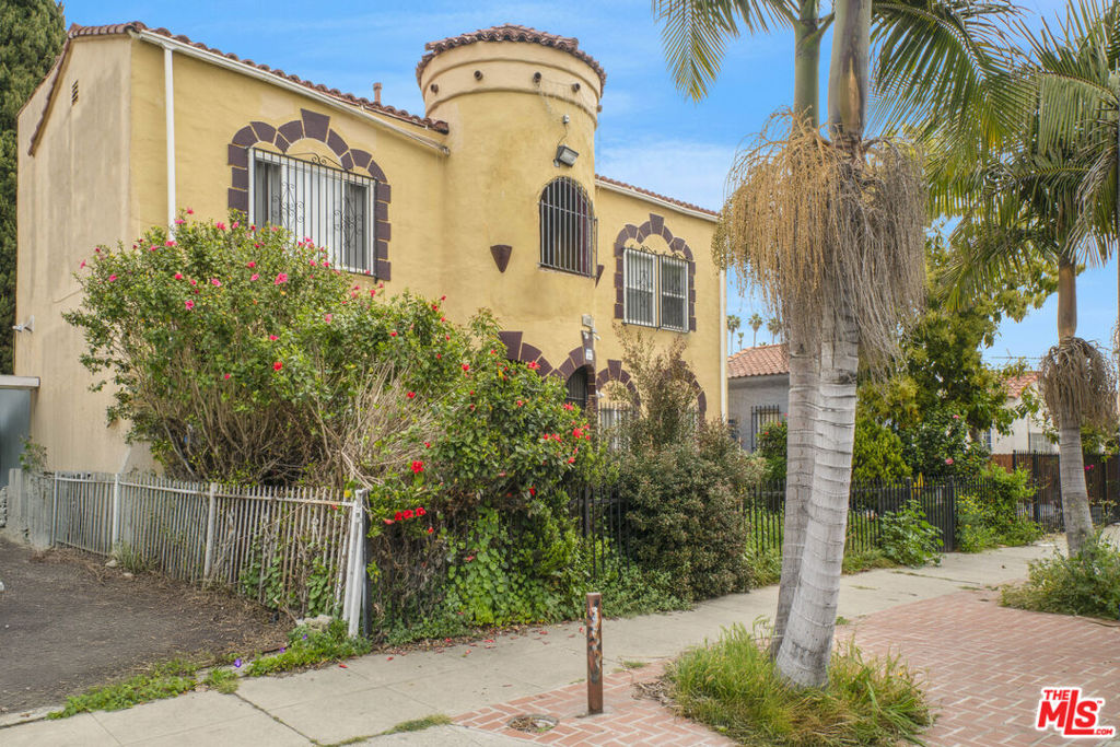 main property photo 2