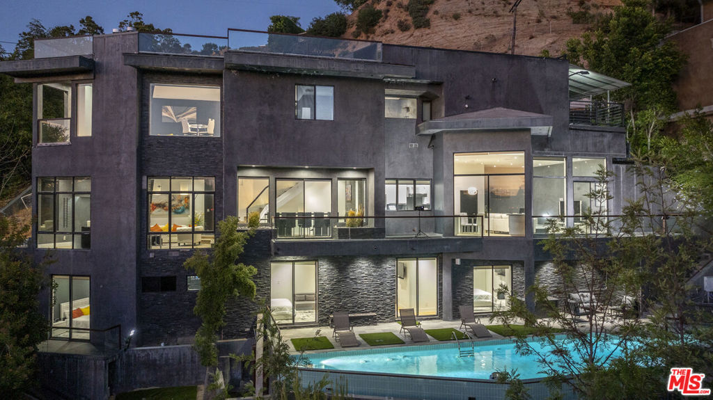 main property photo 61