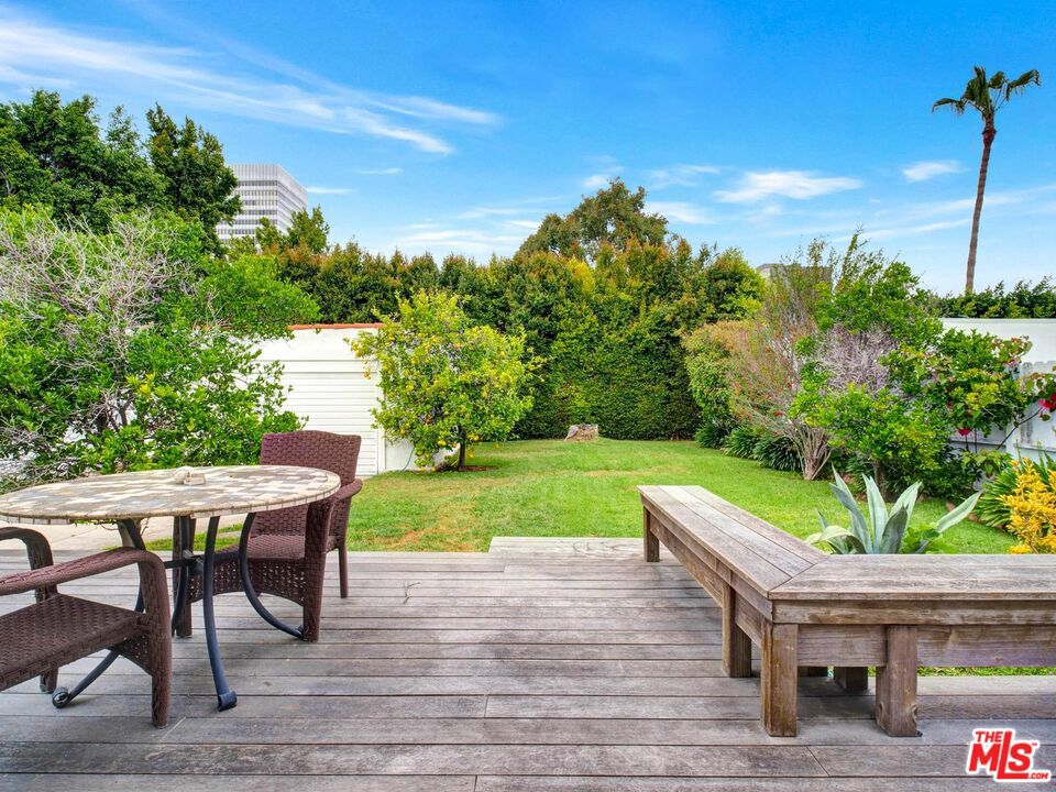 main property photo 19