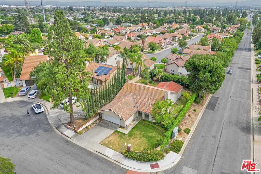 main property photo 67