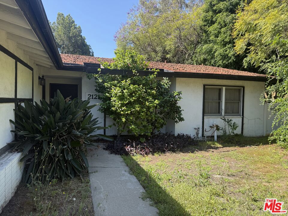 main property photo 1